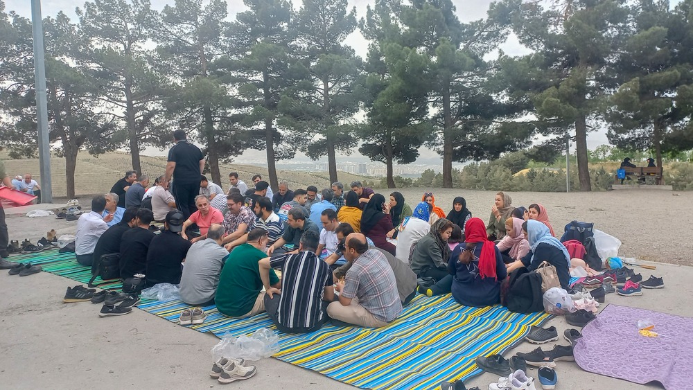 برگزاری توریک روزه پارک جنگلی یاس فاطمی ویژه کارکنان مرکز قلب تهران